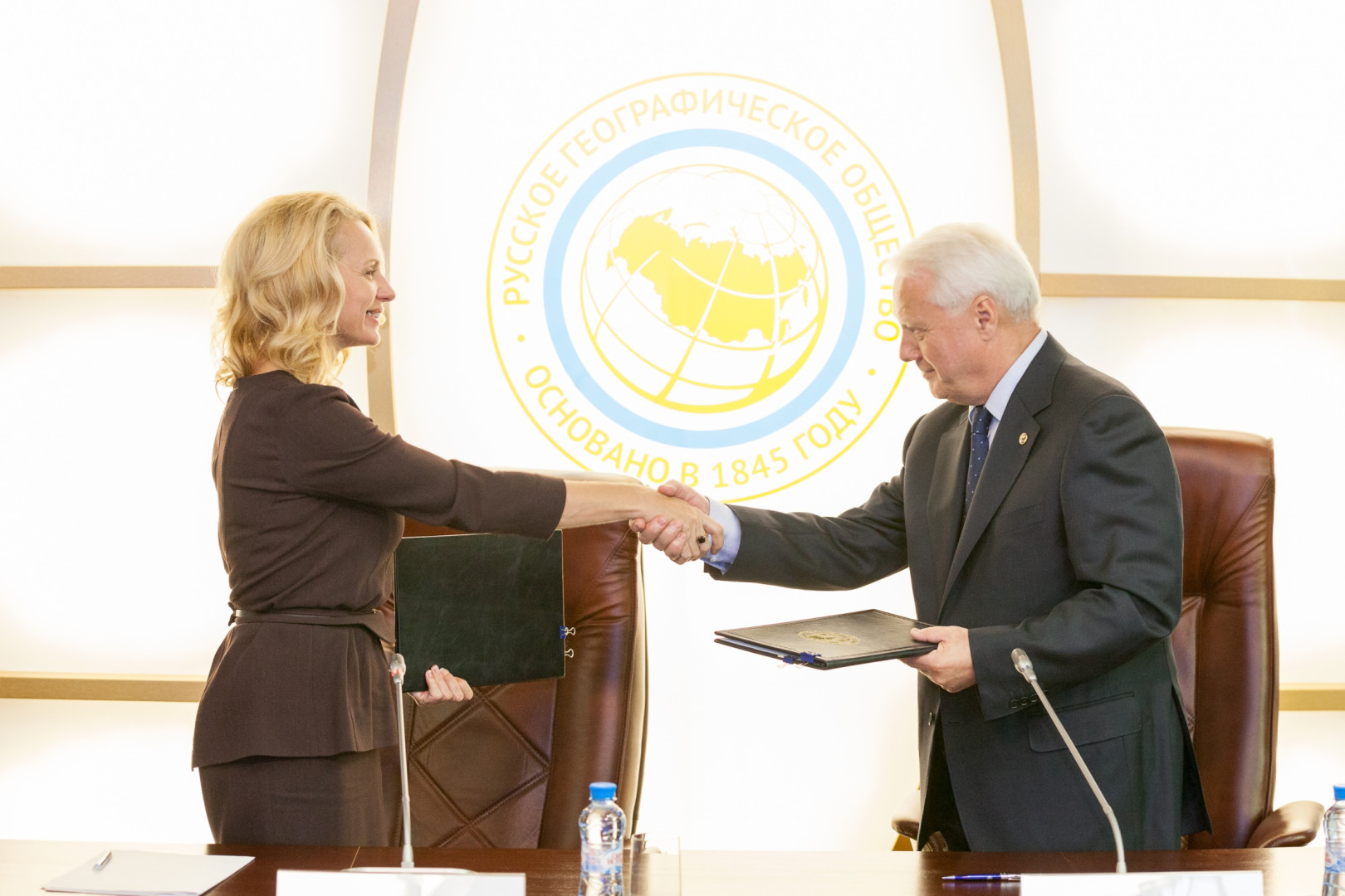Подписание соглашения о взаимодействии Министерства образования и науки РФ и Русского географического общества (3 сентября 2014)