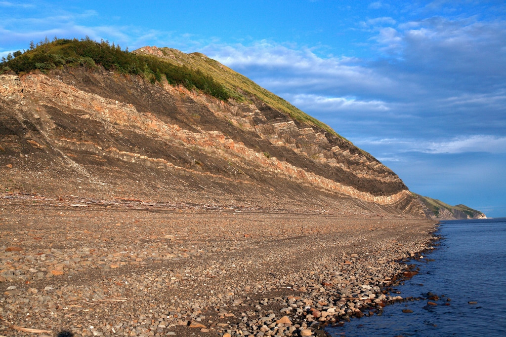 Пермские отложения в низовье реки Лена. Фото: В. Горбатовский