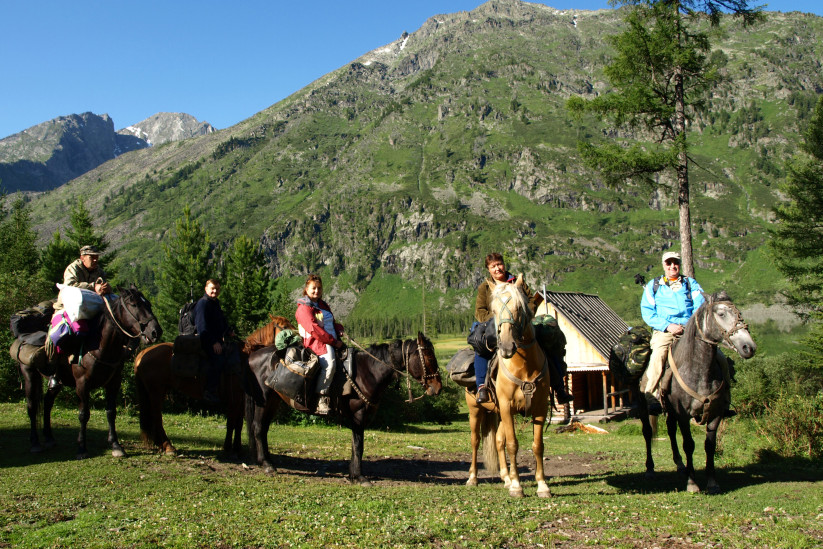 Алтайский перекресток. Фото: из личного архива Ю.П.Баденкова