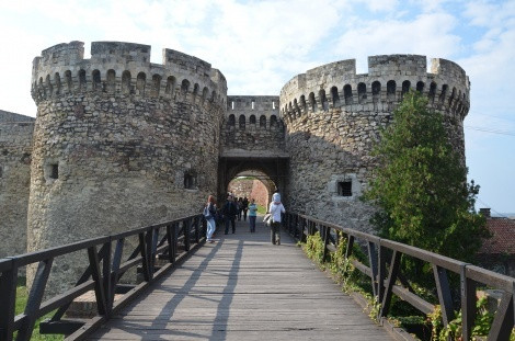 Entrance to Kalemegdan Park (Belgrade). Photo from pixabay.com