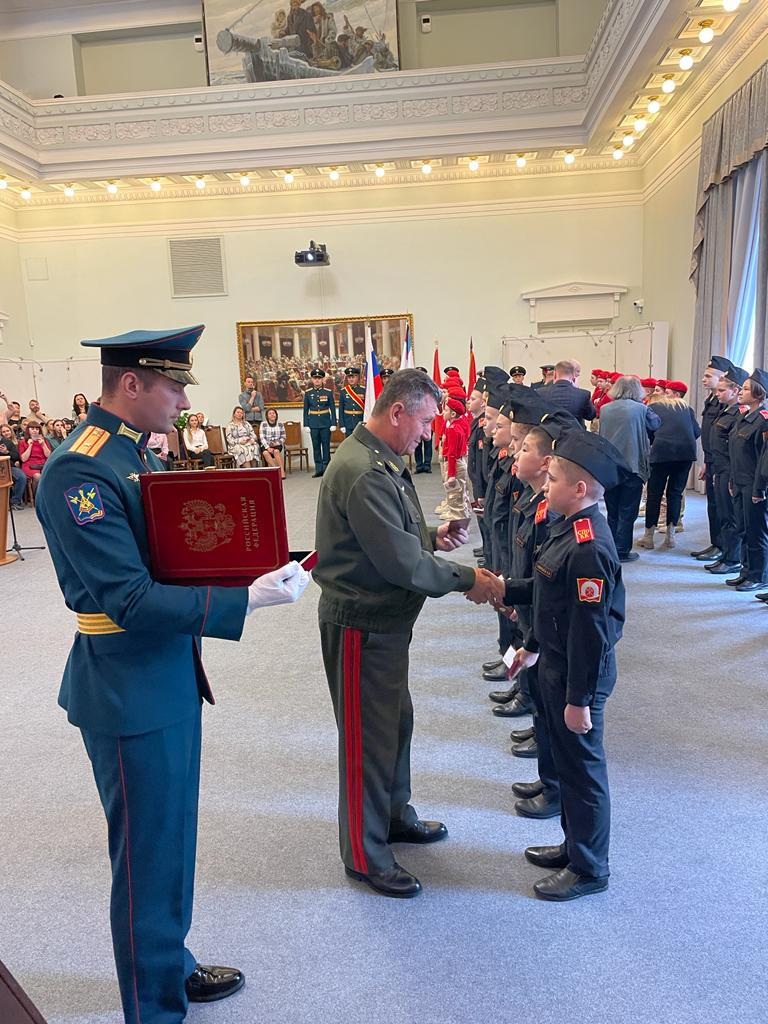 Церемония вступления в Юнармию и посвящение в кадеты. Фото: Светлана Карпач