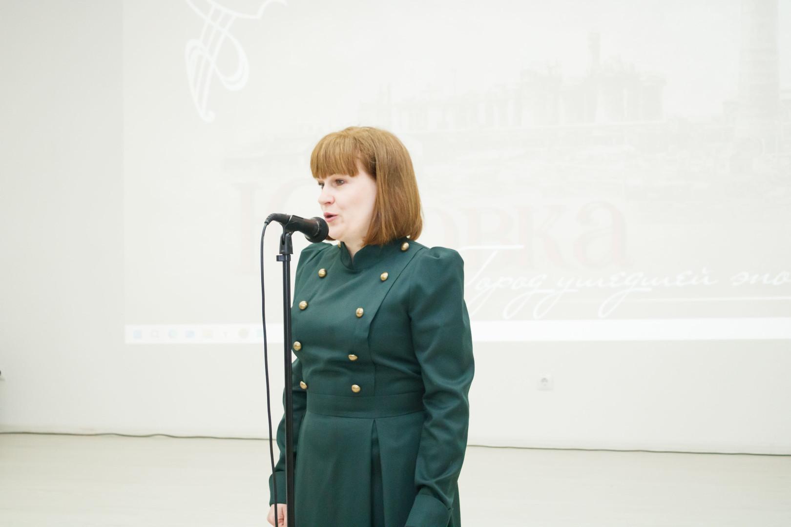 Автор проекта, председатель отделения РГО в ДНР Марина Максимчук. Фото: пресс-служба Донецкого республиканского краеведческого музея