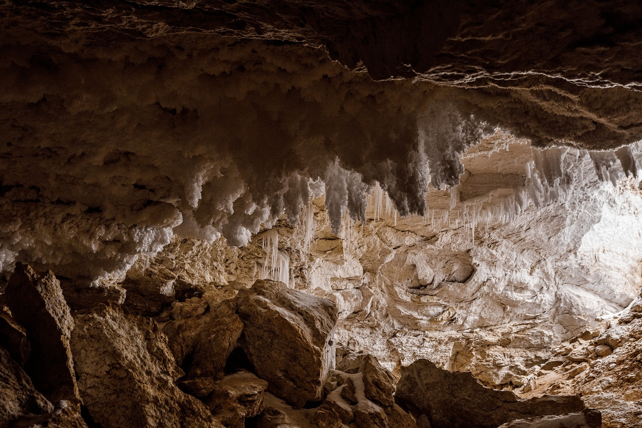 Причудливая архитектура карстовых пещер. Фото: vk.com/golubino_park