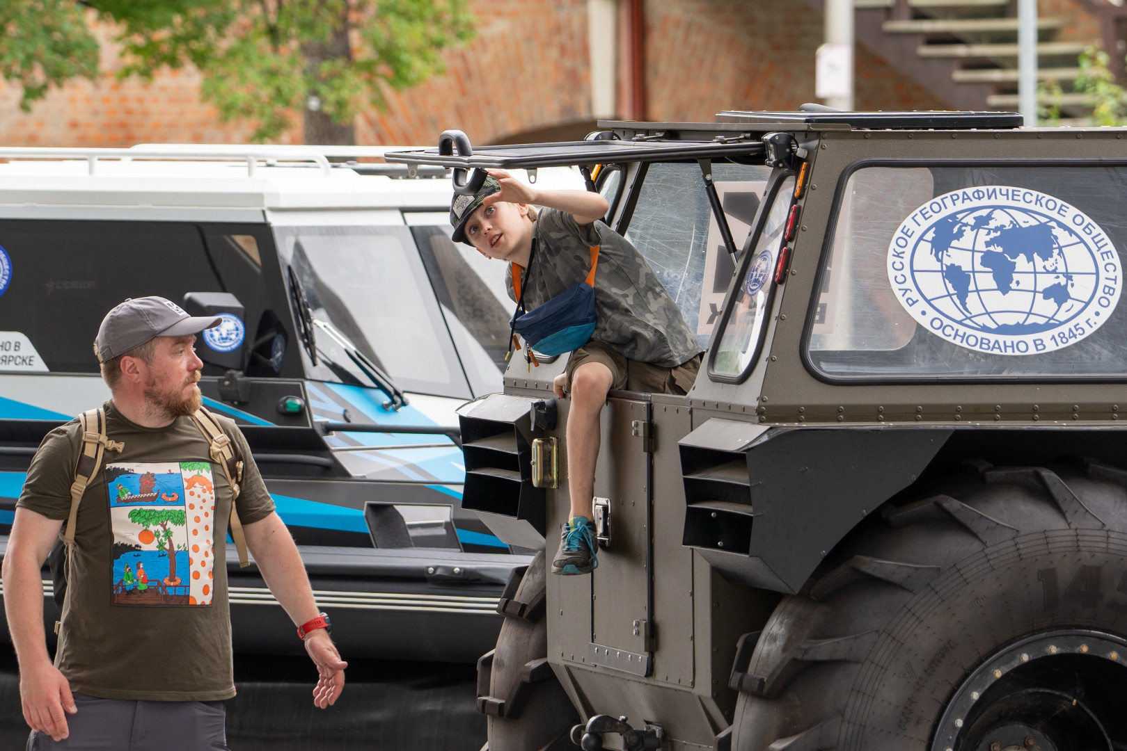 The exhibition of RGS equipment was very popular with the guests of the festival. Photo: RGS press service
