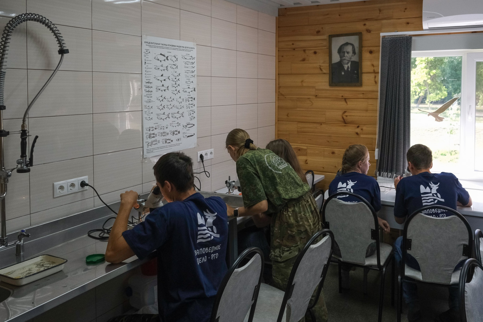 Участники проекта «Заповедное дело РГО» в Астраханской области. Фото: Дарья Алешина, Анастасия Вихляева / Молодежный центр РГО Астраханской области