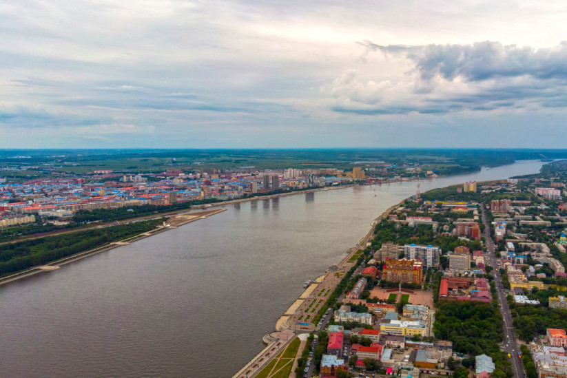 Пограничная река Амур - слева китайский город Хэй-хэ, справа - Благовещенск. Фото: Андрей Казаренко, участник конкурса РГО «Самая красивая страна»