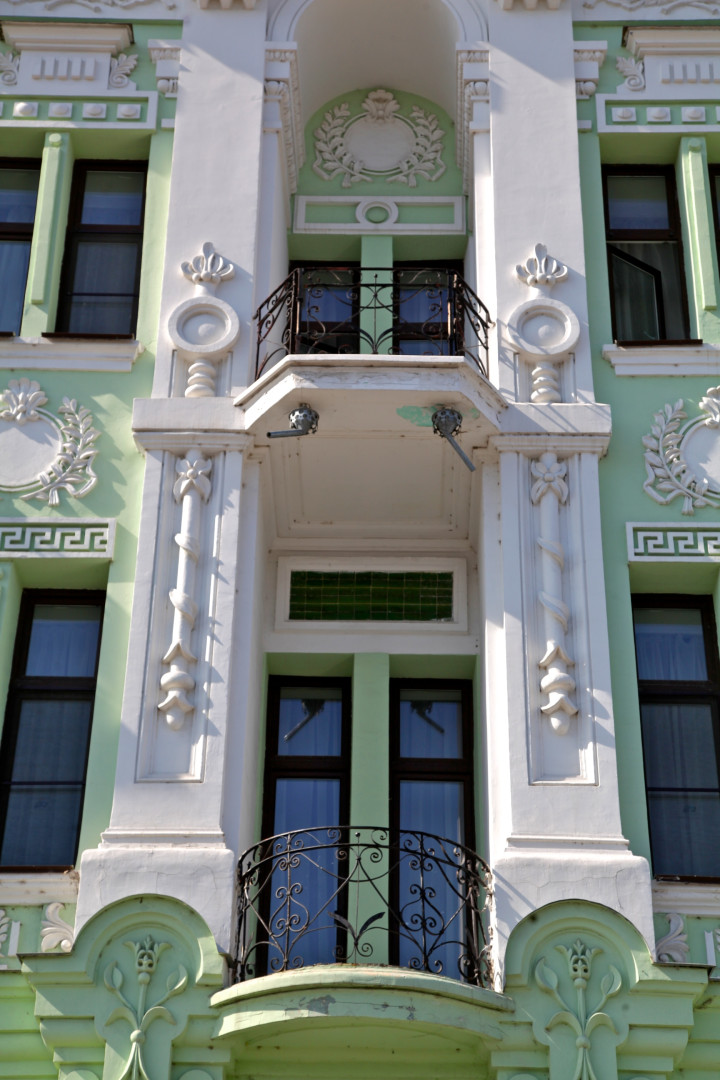 Гостиница купца Башкирова, фрагмент фасада. Фото: Александр Лыскин
