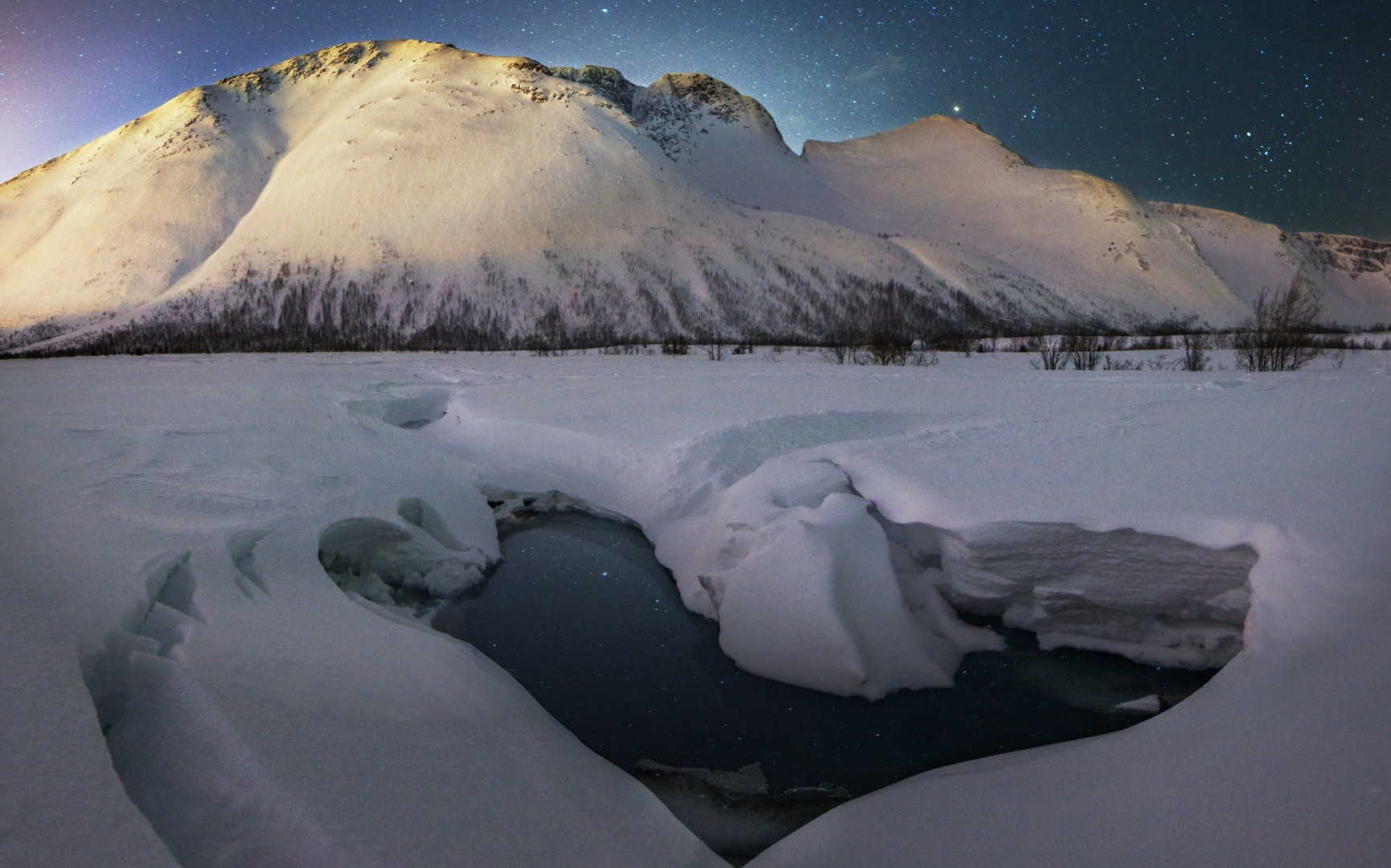 Hibiny. Photo by Vitaly Istomin