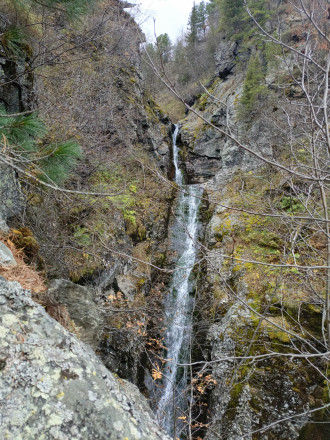 Безымянный водопад. Фото участников экспедиции