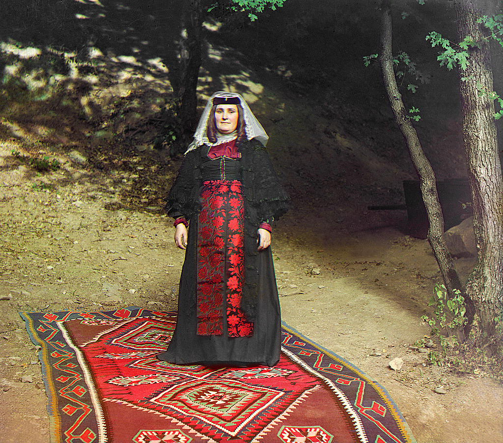 Грузинская женщина. Фото: Сергей Прокудин-Горский