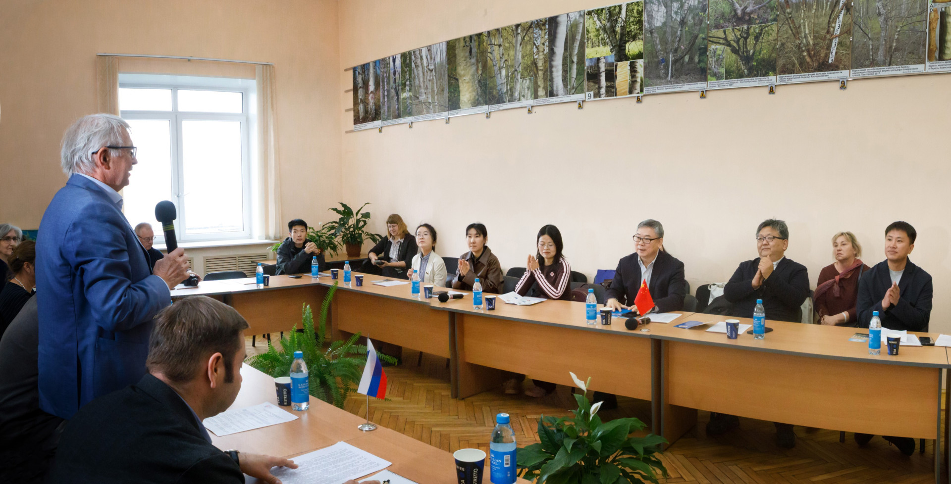 Round table with representatives of the Karelian Research Center of the RAS. Photo: Igor Georgievsky / KarRC RAS
