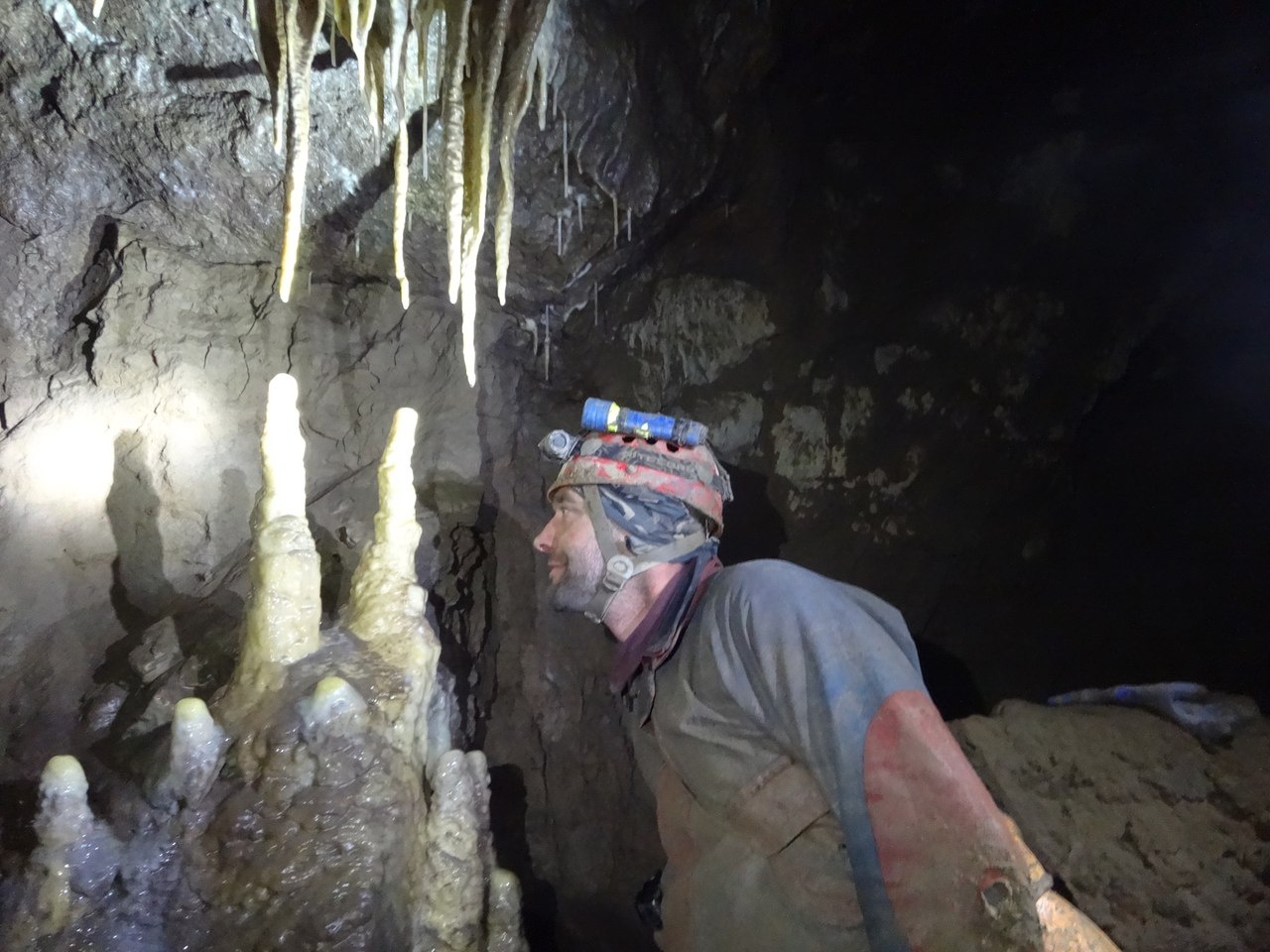 Сталактит в пещере Кёк-Таш. Фото: Станислав Купцов
