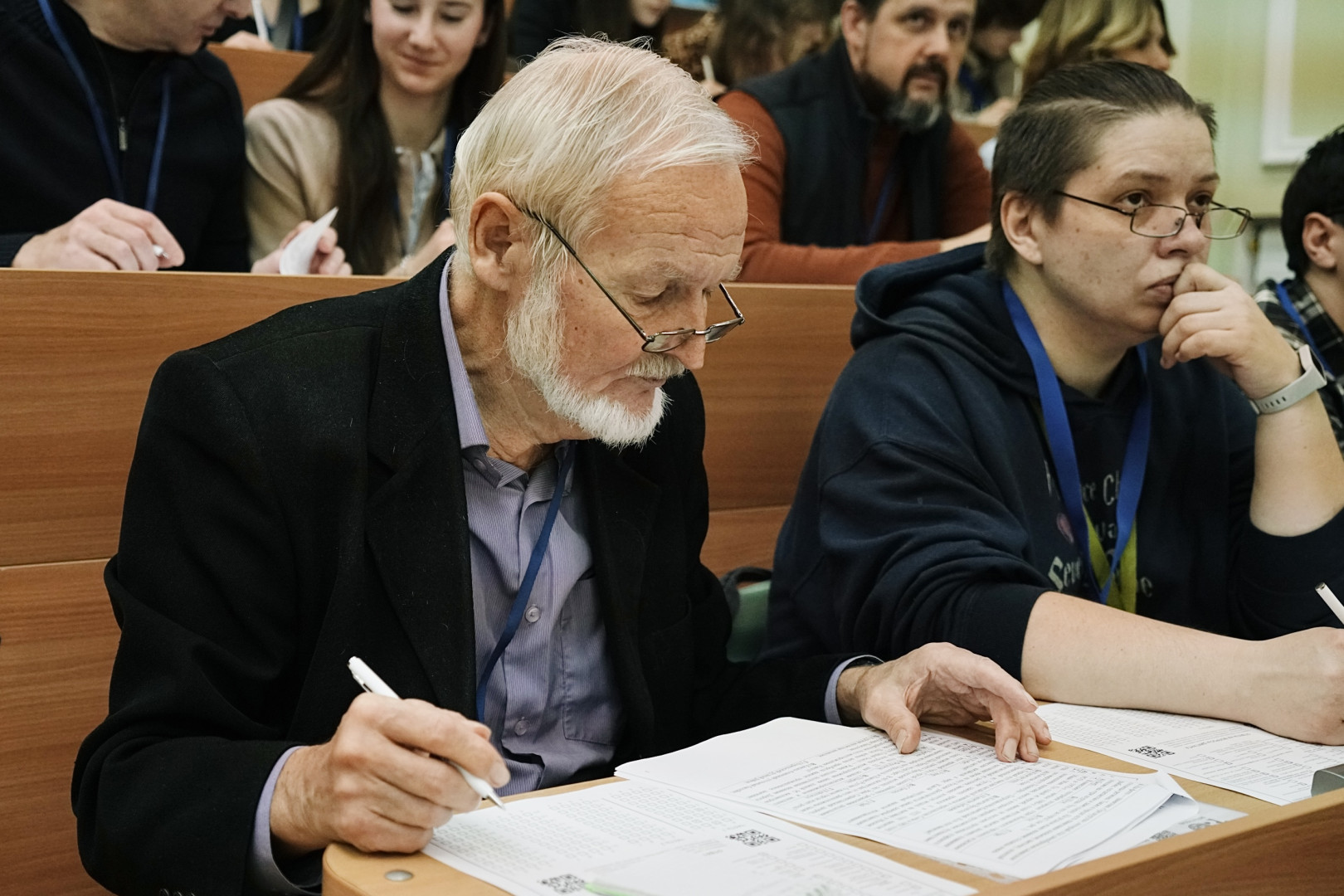 Участники Географического диктанта на центральной площадке. Фото: пресс-служба РГО