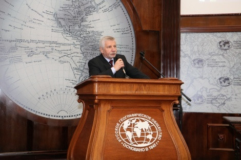 Director of State Archive of the Russian Navy Valentin Smirnov. Photo by: Tatyana Nikolaeva