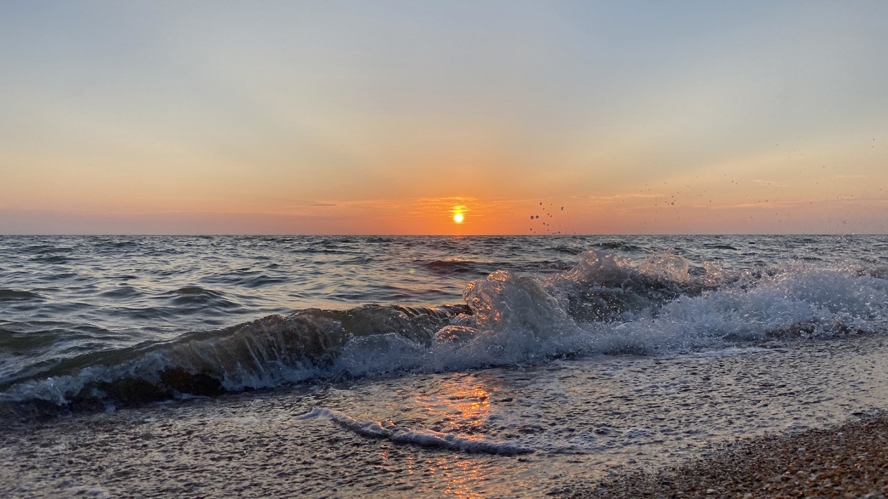 Каспийское море. Фото: Александра Смирнова, участник конкурса РГО «Самая красивая страна»