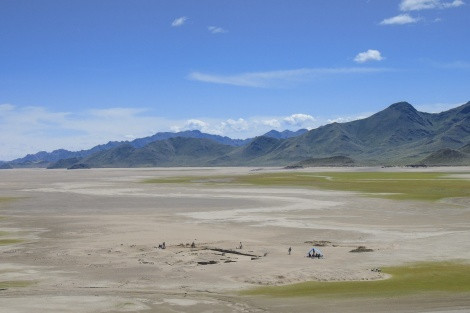 Mound Ala-Tey 1, excavations at the bottom of the reservoir. Photo by: expedition members