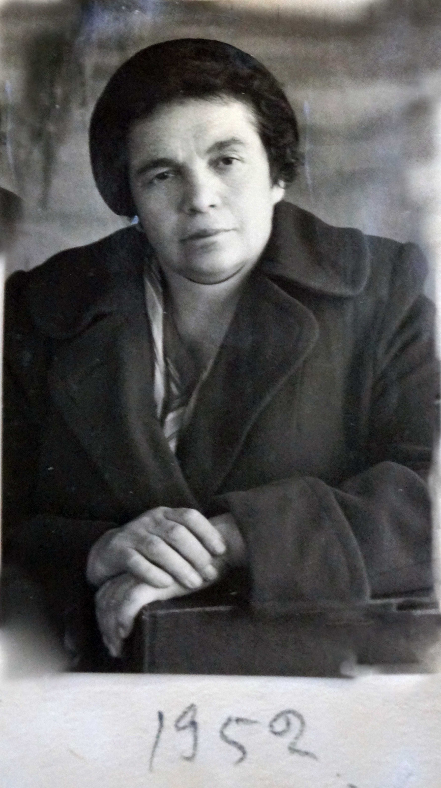  Нина Петровна в 1952 году. Фото из личного архива семьи Водзинских