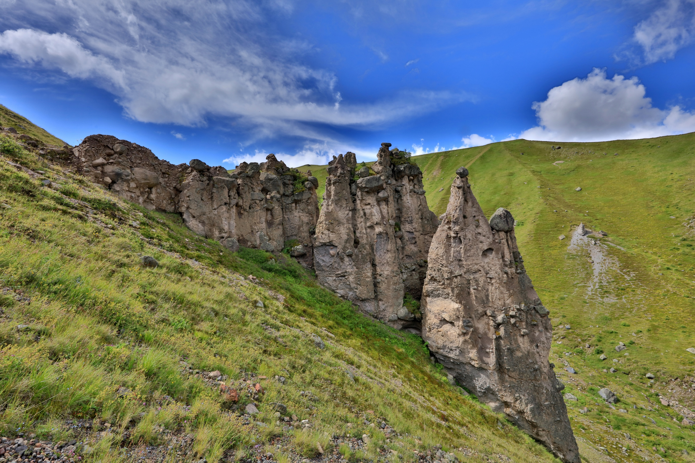 Долина замков. Фото: Владимир Горбатовский