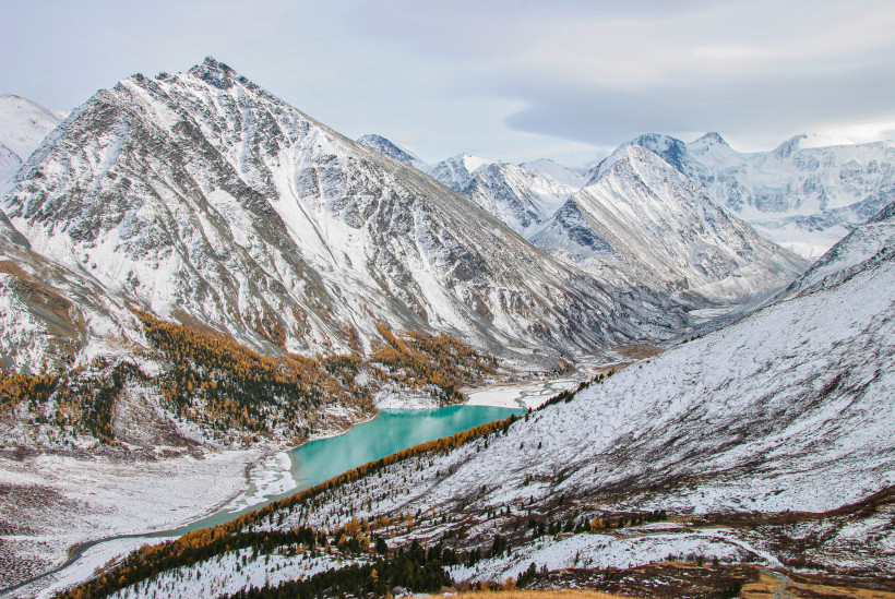 Иногда прочертить границу на местности не легче, чем найти иголку в стоге сена. Фото: Александр Тананыкин, участник конкурса РГО «Самая красивая страна»