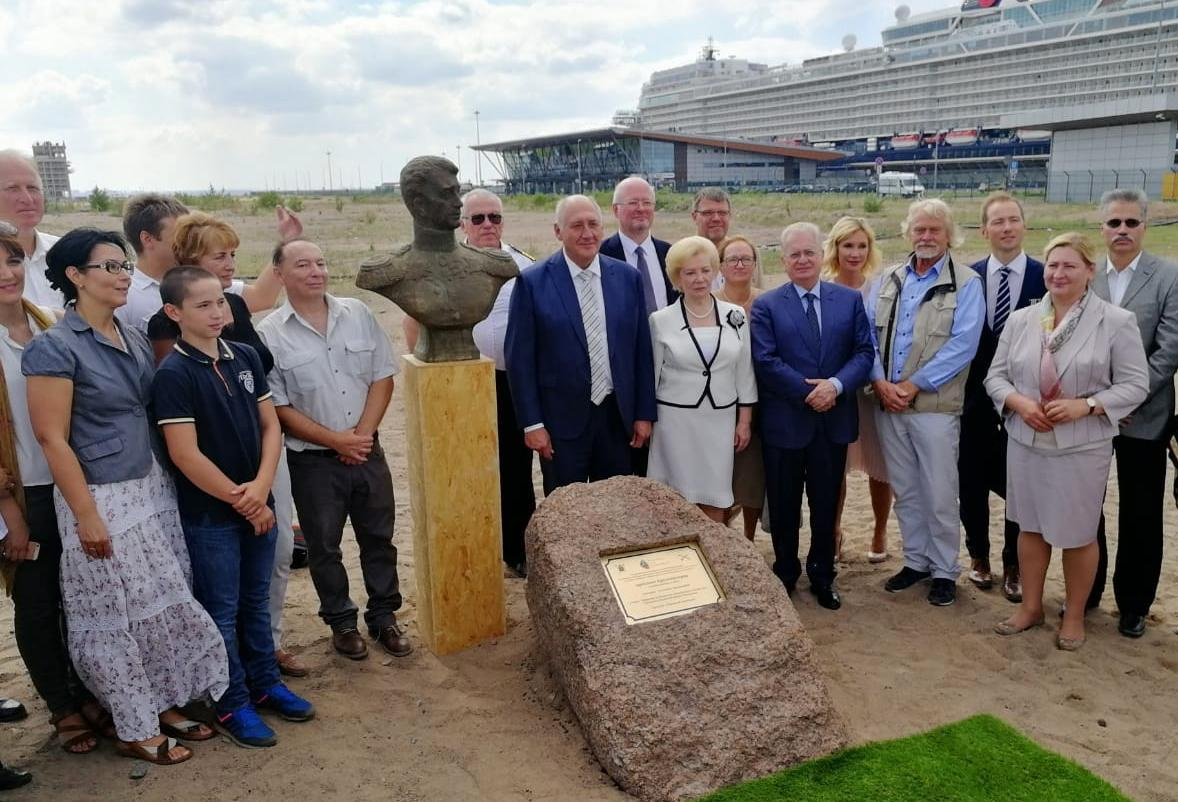 Место установки закладного камня на месте будущего проспекта Крузенштерна. Фото: Сергей Катиков
