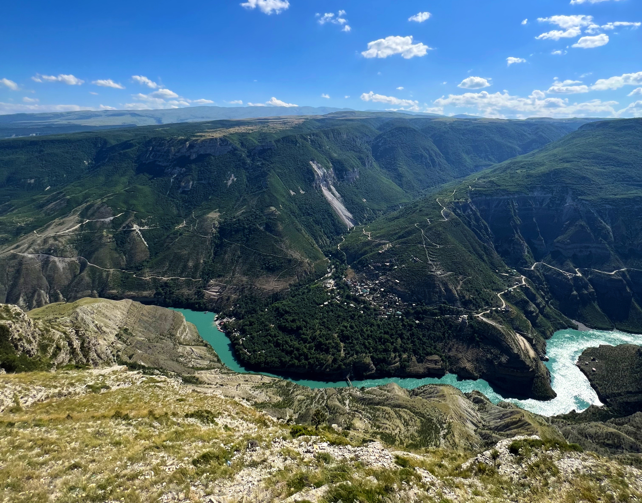 Изгибы реки Сулак восхитительны с любого ракурса. Фото: Мария Ермакова