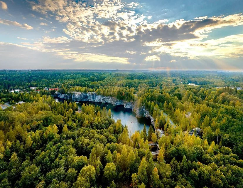 Панорама Горного парка. Фото: vk.com/ruskealapark
