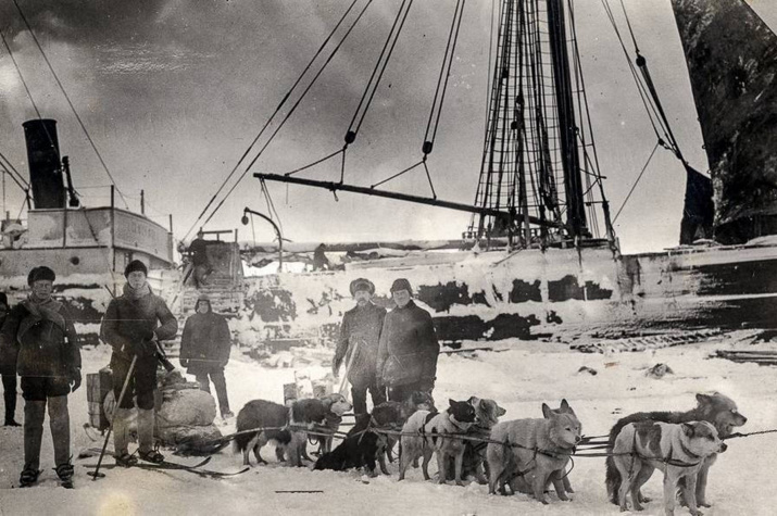 Зимовка экспедиции Г.Я. Седова 1912-1913 годов на Новой Земле. Фото: Научный архив РГО