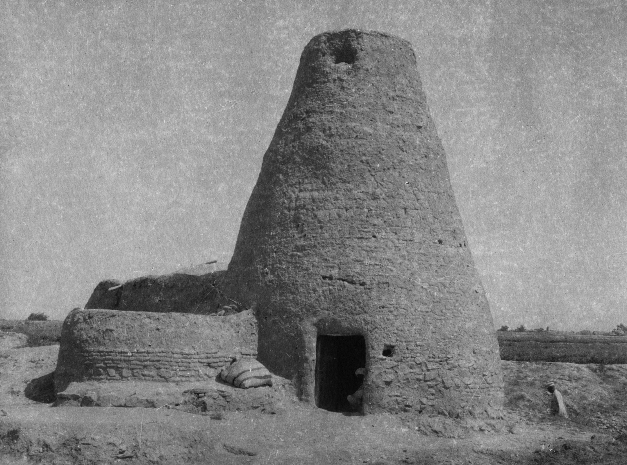 Вавилов сумел увидеть доселе закрытые области Афганистана. Мельница около Герата. Фото: Научный архив РГО