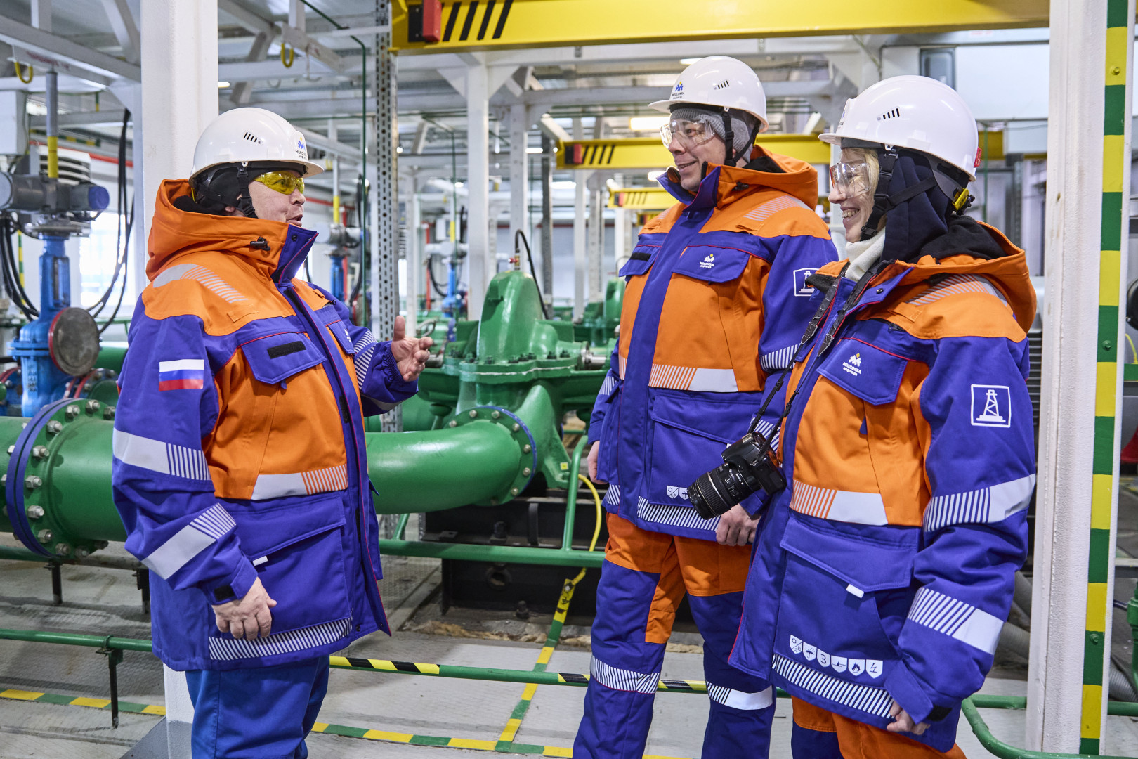 The RGS’s delegation visited oil production facilities. Photo: Sergei Polyukhov