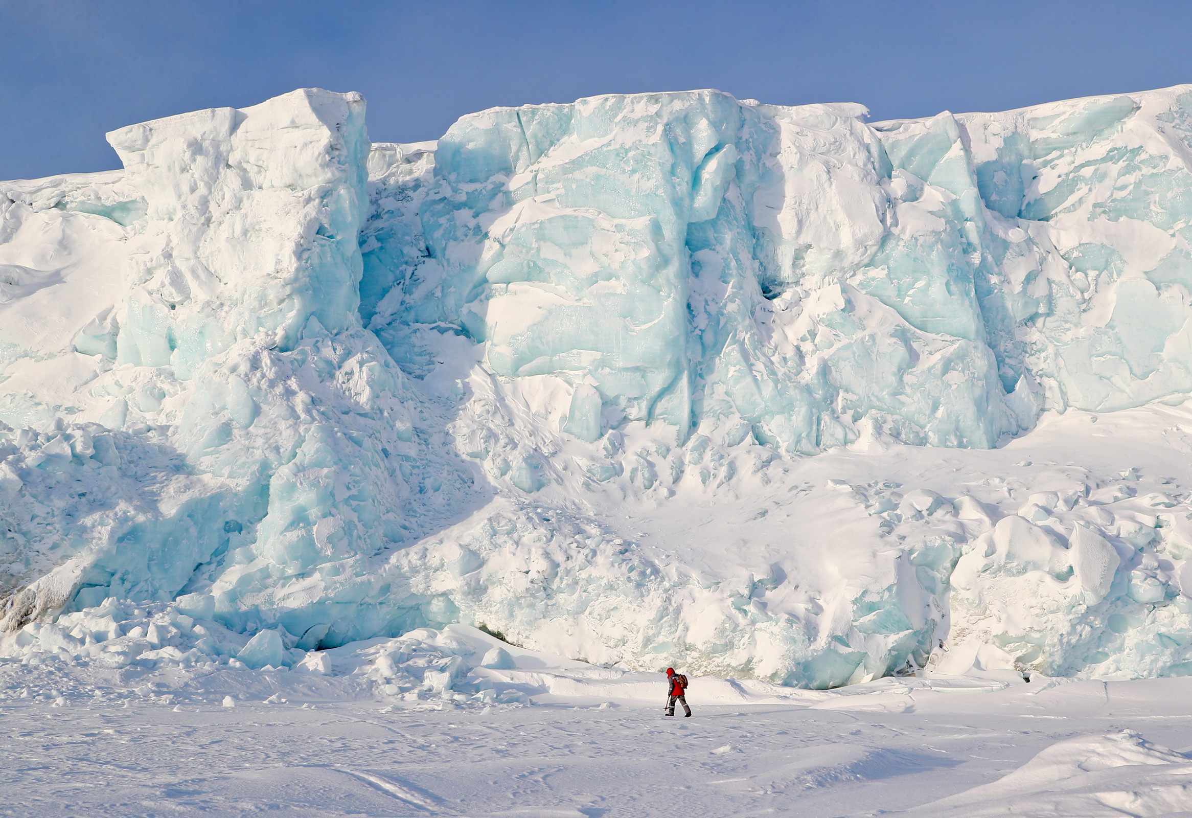 Мощь Арктики может стать иллюзией, если человек не учтёт печальный опыт экономического освоения новых территорий. Фото: Гавриил Григоров