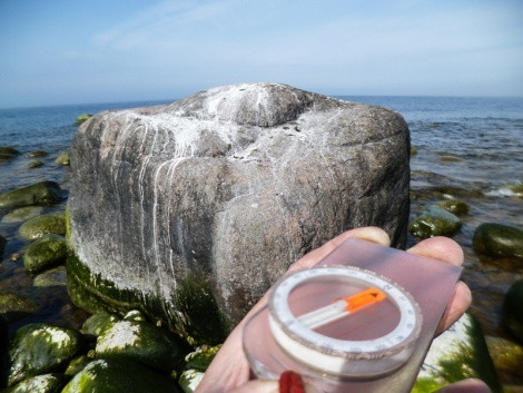 The westernmost stone of Russia is on the island of Rodsher