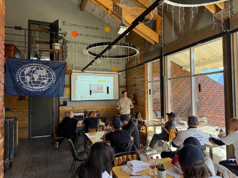 Participants of the Geographical Dictation at the venue of the guest house "1950". Photo: Valeria Ikoeva / Republic of North Ossetia-Alania Branch of the RGS