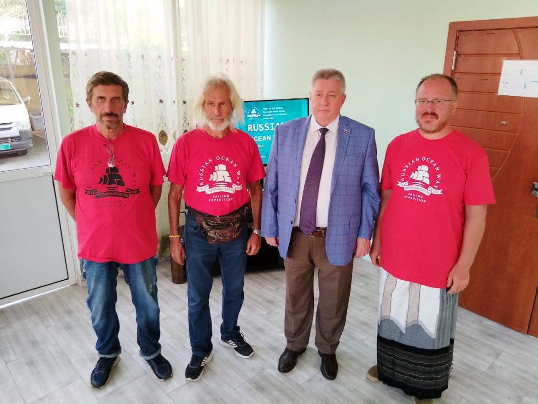 The meeting of the circumnavigators with the Russian Ambassador Mikhail Golovanov. Photos of the expedition participants