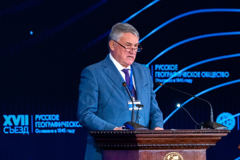 Выступление Юрия Воробьева. Фото: Владимир Нескоромный/пресс-служба РГО 