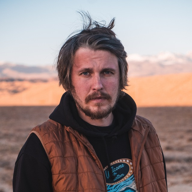 Фильм представит режиссер Захаров Николай.