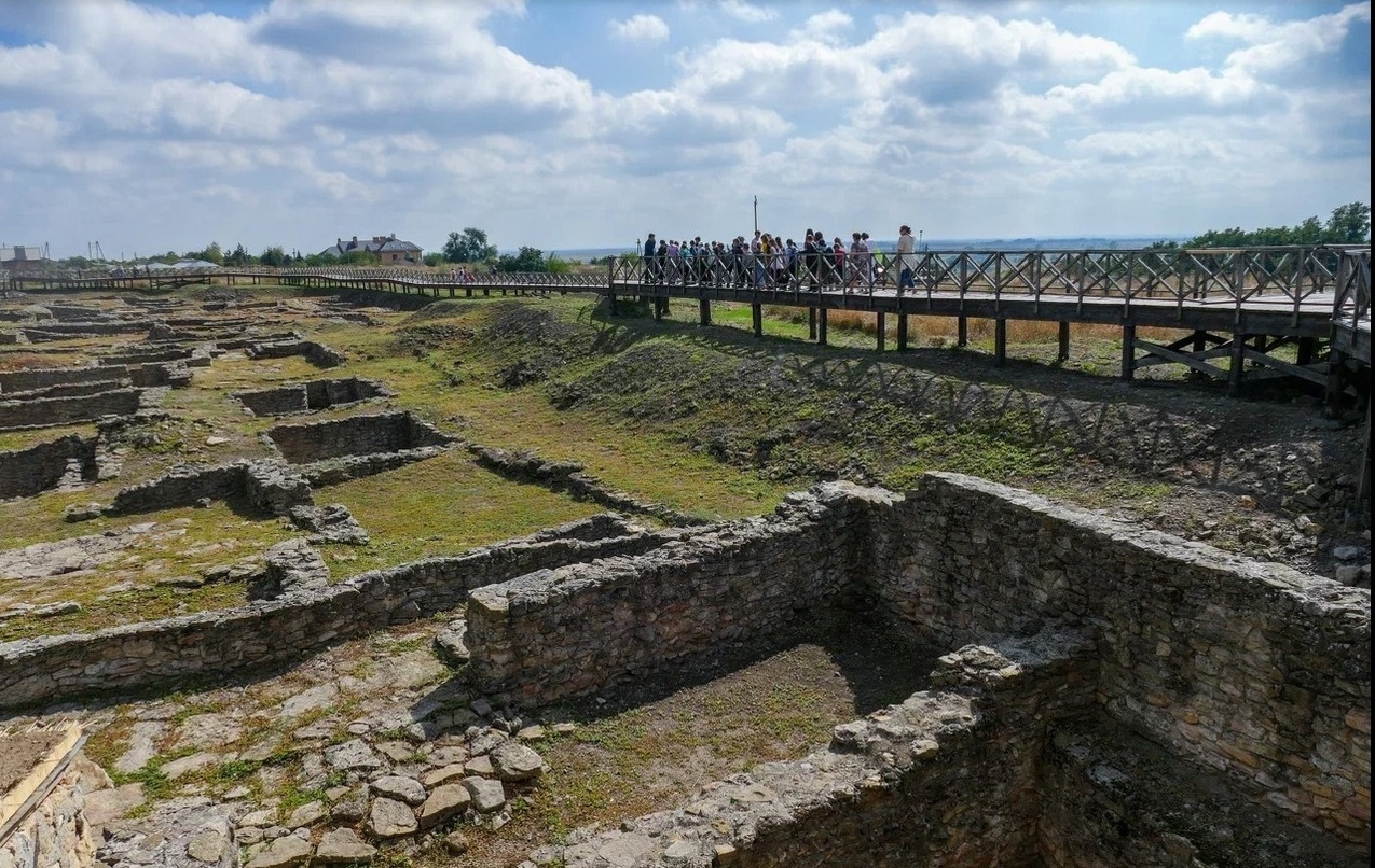 Панорама Танаиса — античного полиса Боспорского царства в Приазовье. Фото: vk.com/tanaismuseum