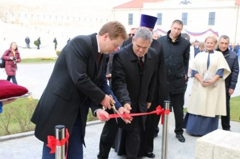 Governor of Sevastopol Dmitry Ovsyannikov at the opening of the first stage of the museum-exhibition complex «Konstantinovskaya battery». Photo from the website sevastopol.gov.ru