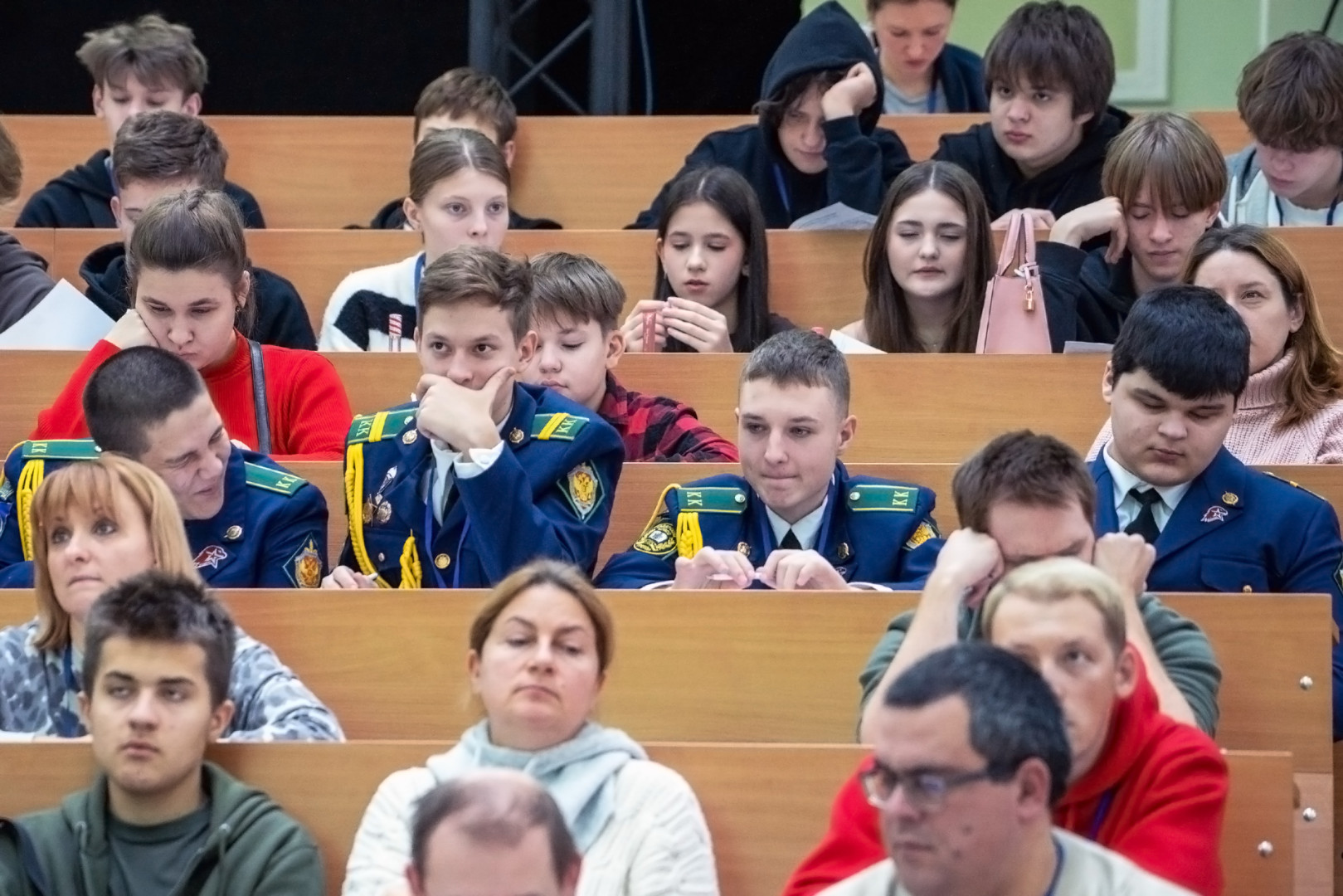 Участники Географического диктанта на центральной площадке. Фото: пресс-служба РГО