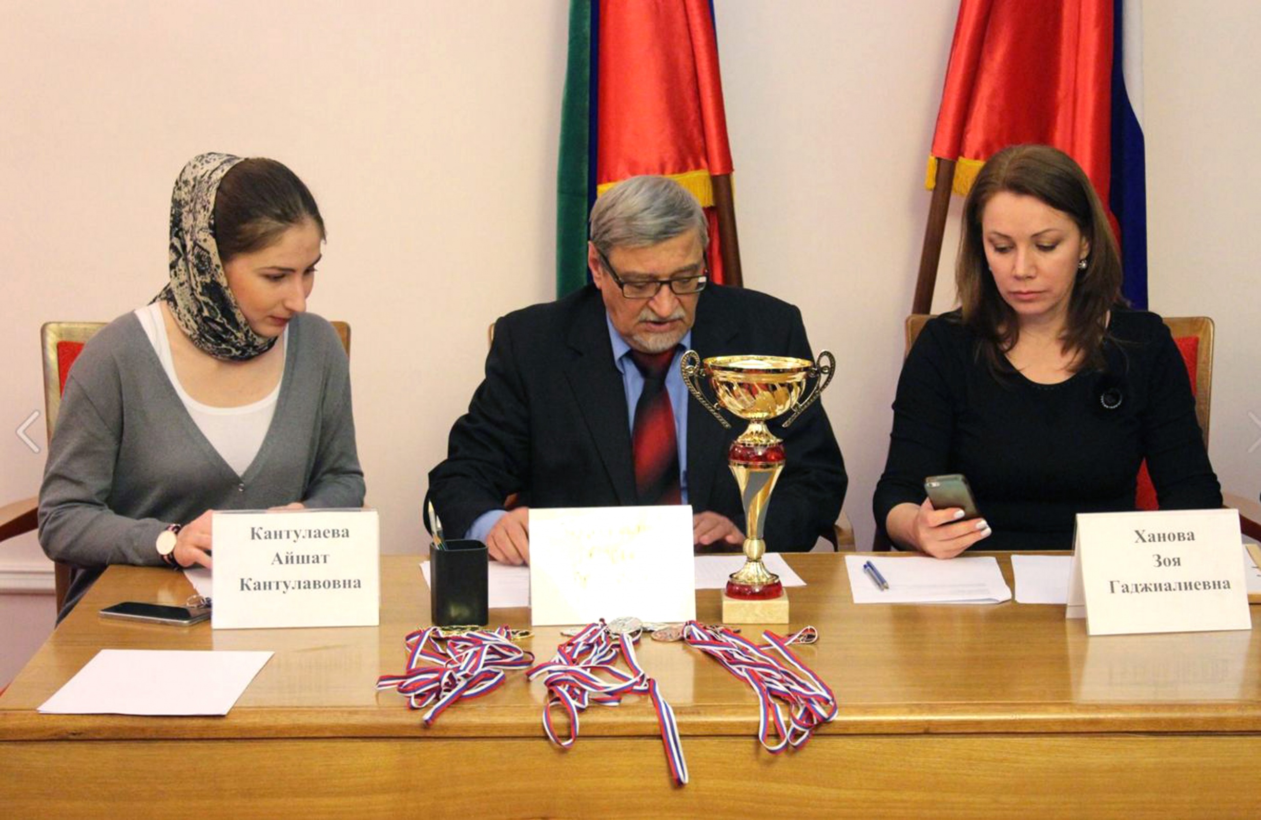 Председатель жюри С.И.Муртузалиев. Фото предоставлено Дагестанским республиканским отделением РГО