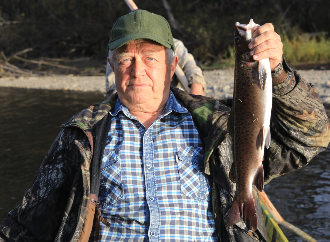 Желанный трофей на Бикине – ленок. Фото: В. Горбатовский