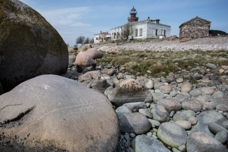 Petroglyphs on Rodsher island