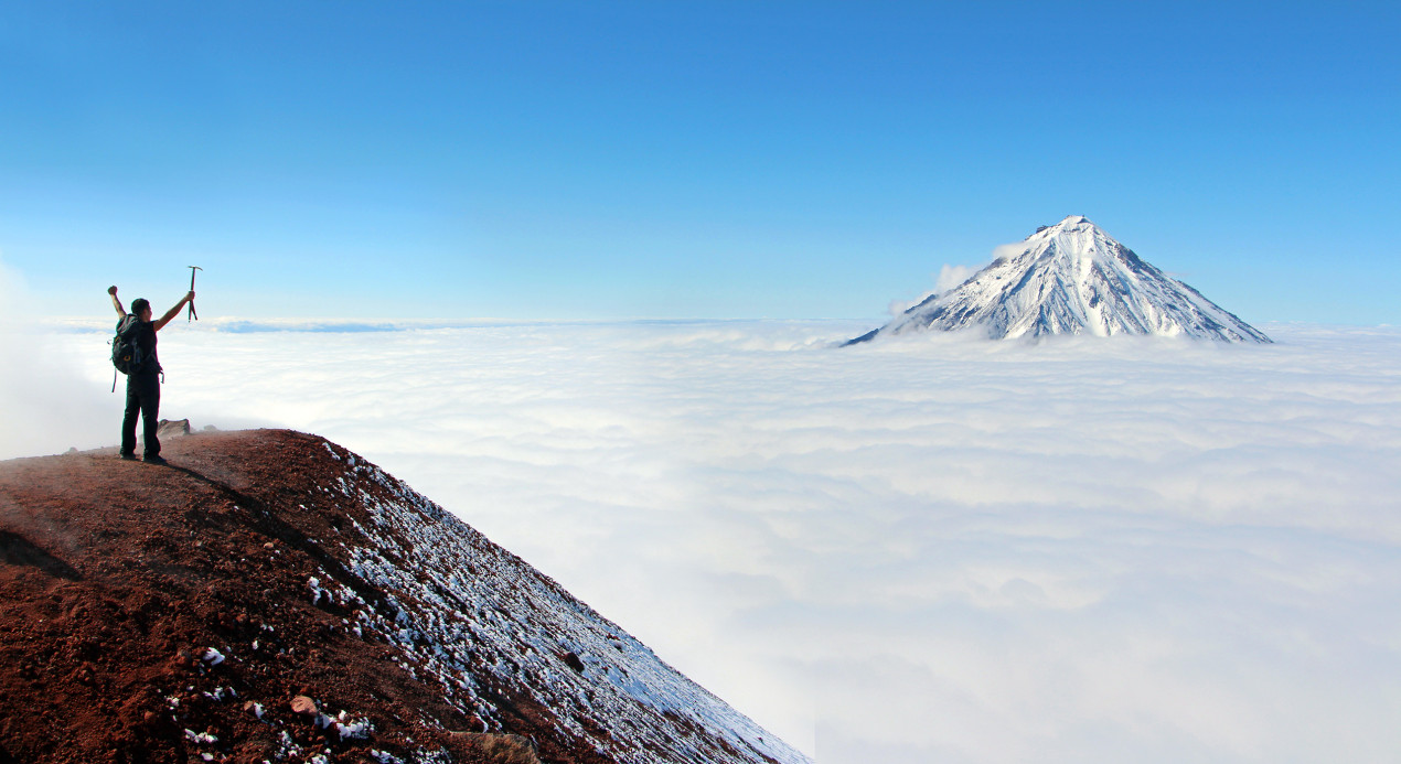 На вершине Авачинского вулкана. Фото: Варвара Поварова, участница конкурса РГО 