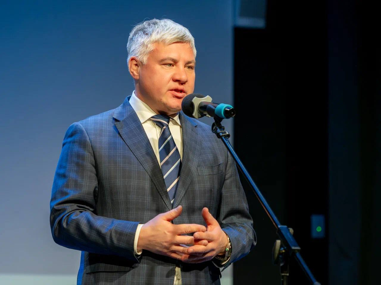 Выступление Дениса Мамонтова. Фото: А. Колмаков / Свердловское областное отделение РГО