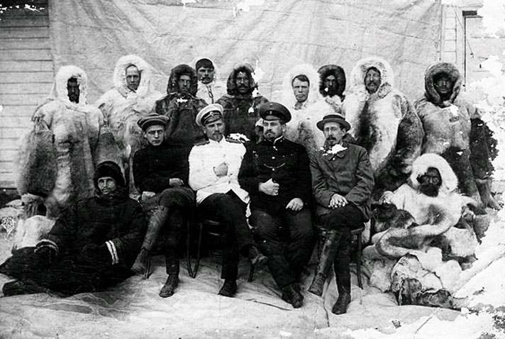 Члены экспедиции во время её подготовки. Архангельск, 1912 год. Фото: wikipedia.org