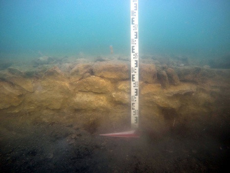 An ancient house wall. The photo is provided by the expedition members.