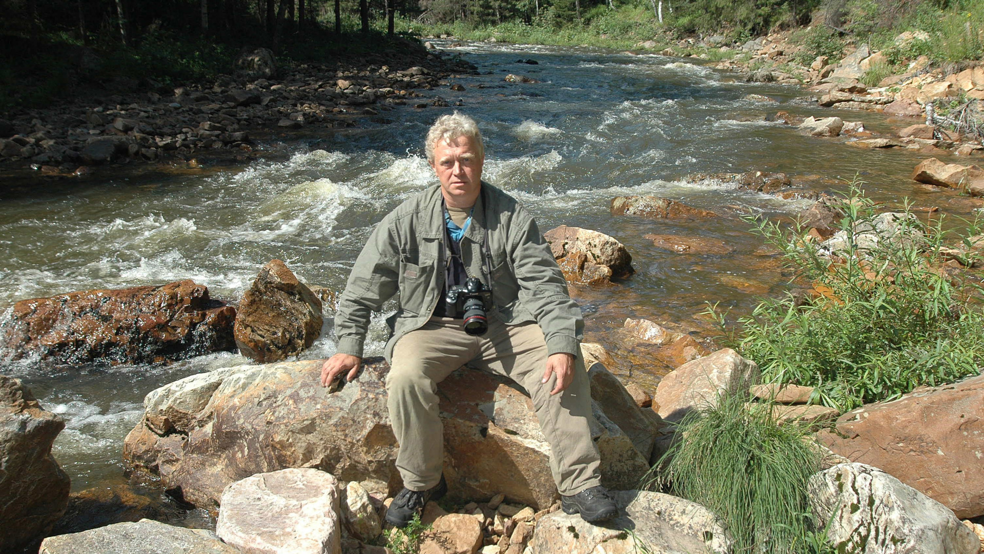 Владимир Горбатовский на берегу реки Юрюзань. Фото: из личного архива Владимира Горбатовского