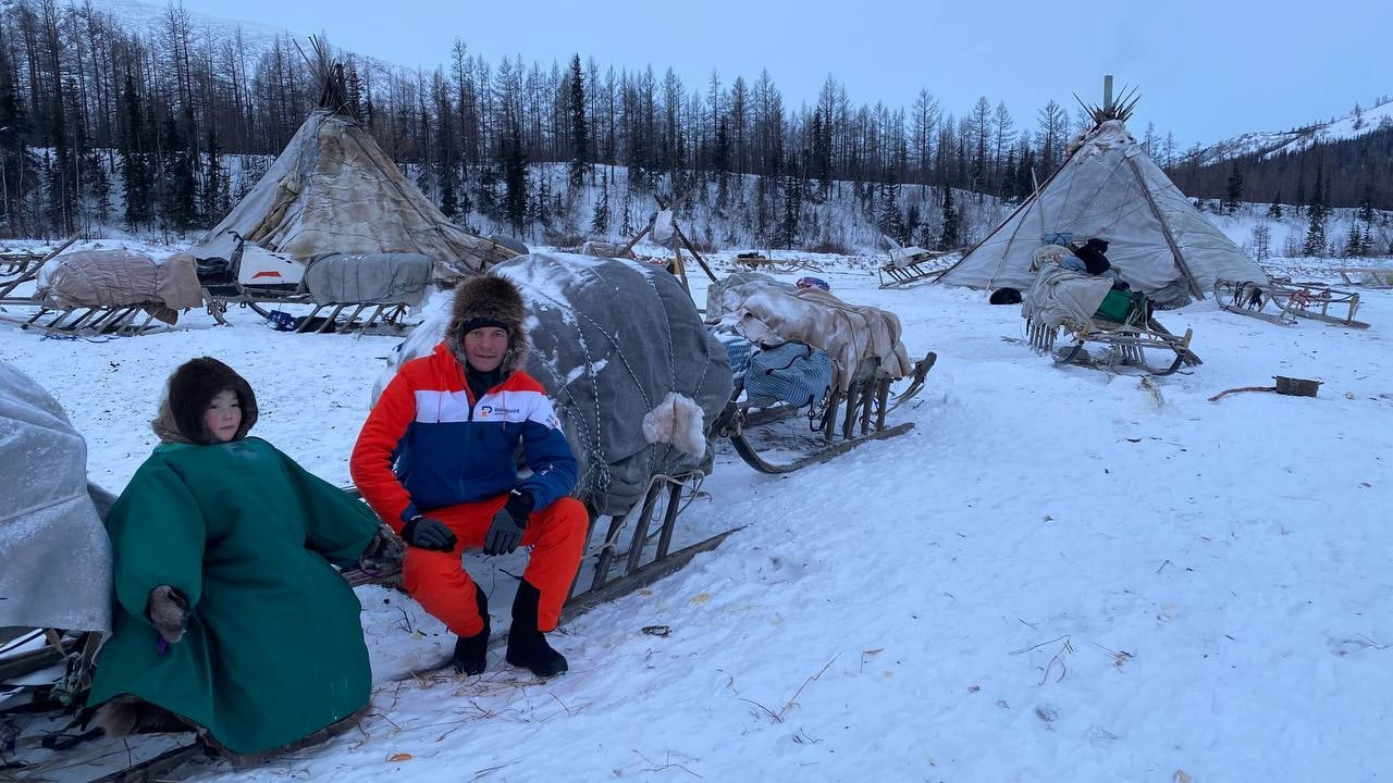 Чудесные каникулы в чуме.  Фото: страница Павла Красновида ВКонтакте