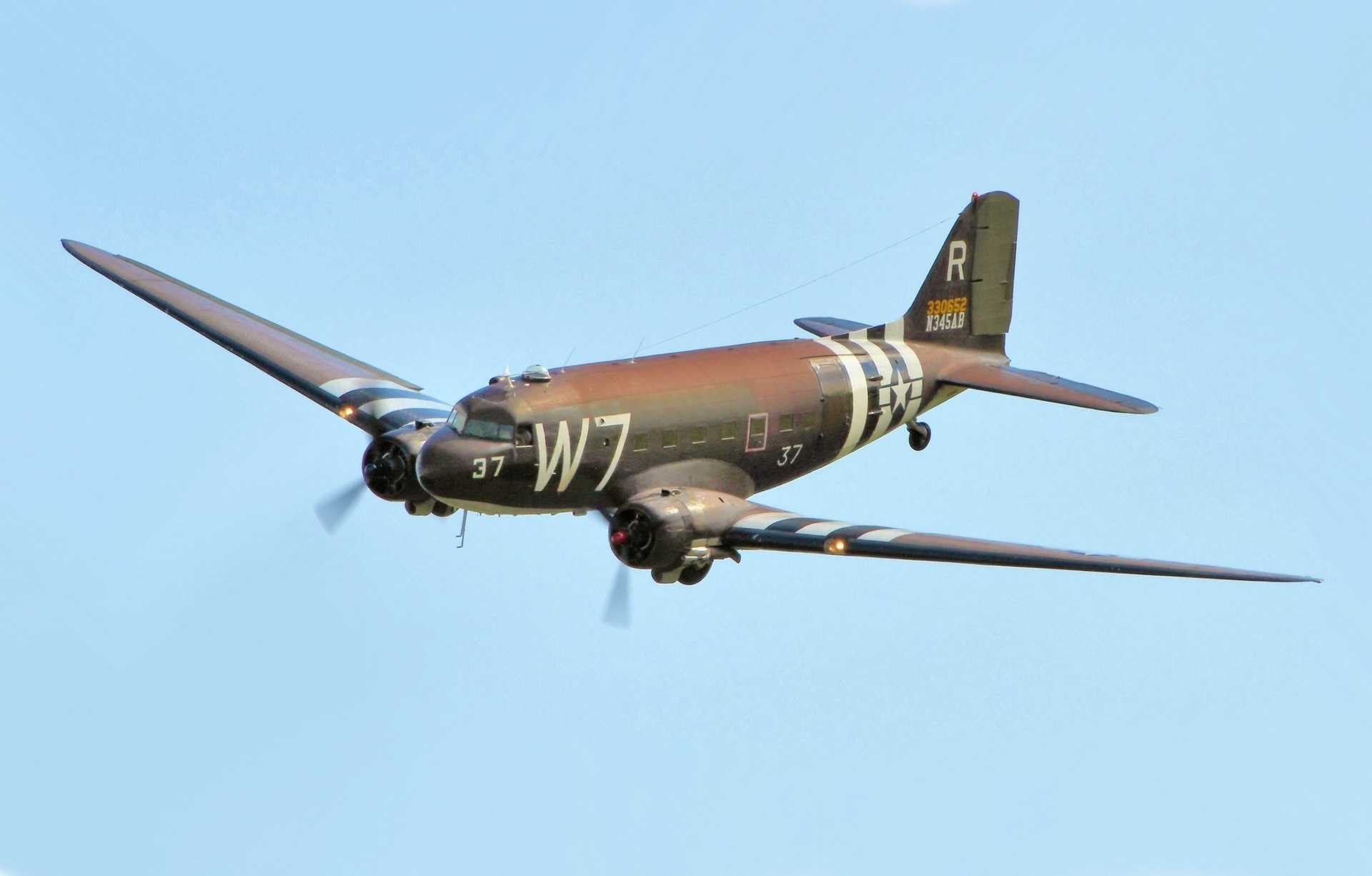 Douglas C-47. Фото: wikipedia.org