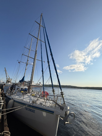 Yacht “Fraternidade” in the port of Murmansk. Photo: Denis Moiseev / Murmansk Regional Branch of the RGS
