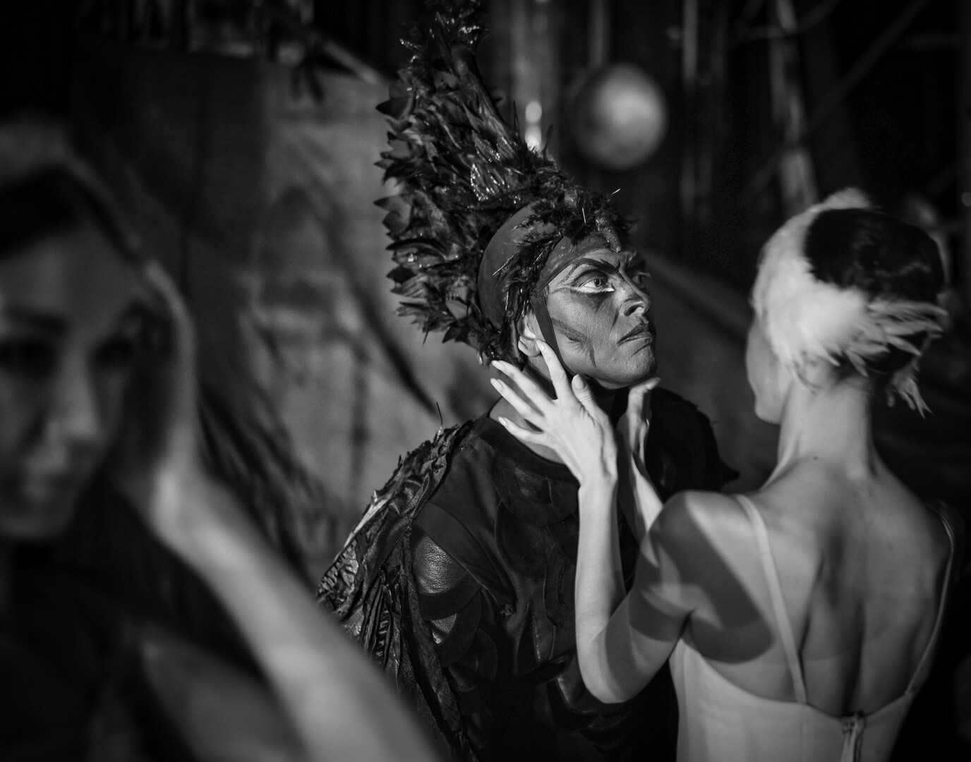 Behind The Ballet. Автор: Алексей Цилер. Новосибирск